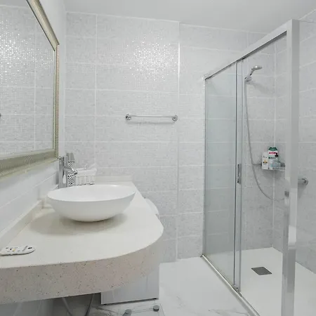 Balcon Del Mar B52 1 Bedroom With Great Terrace And Pool *