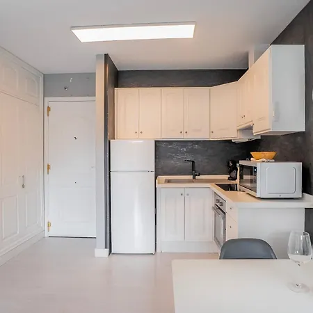 Balcon Del Mar B52 1 Bedroom With Great Terrace And Pool 아파트 *