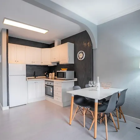 Balcon Del Mar B52 1 Bedroom With Great Terrace And Pool 아파트 아로나